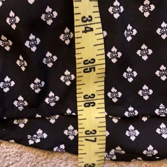 Express dress. Size S/P. Excellent condition. Black and white color. - Picture 6 of 12